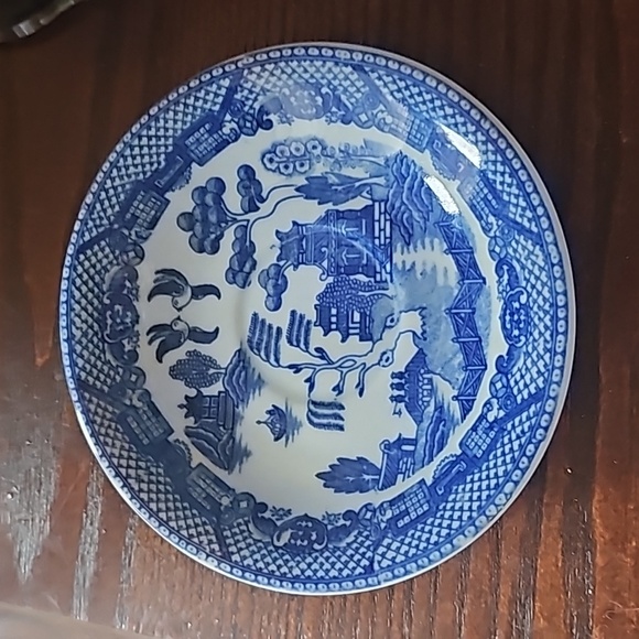 1940s Maruta Phoenix Small Japanese Tea Cup and Saucer with Stand - Picture 5 of 13